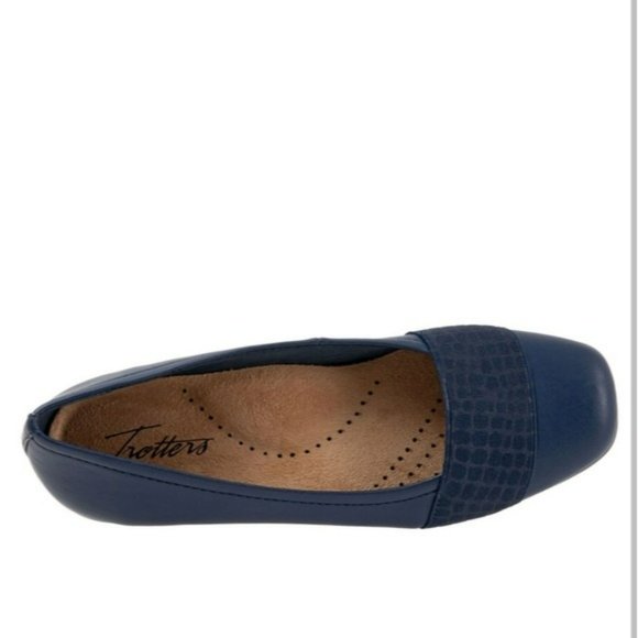 Trotters Samantha Flat Shoes -8.5 - Picture 3 of 7
